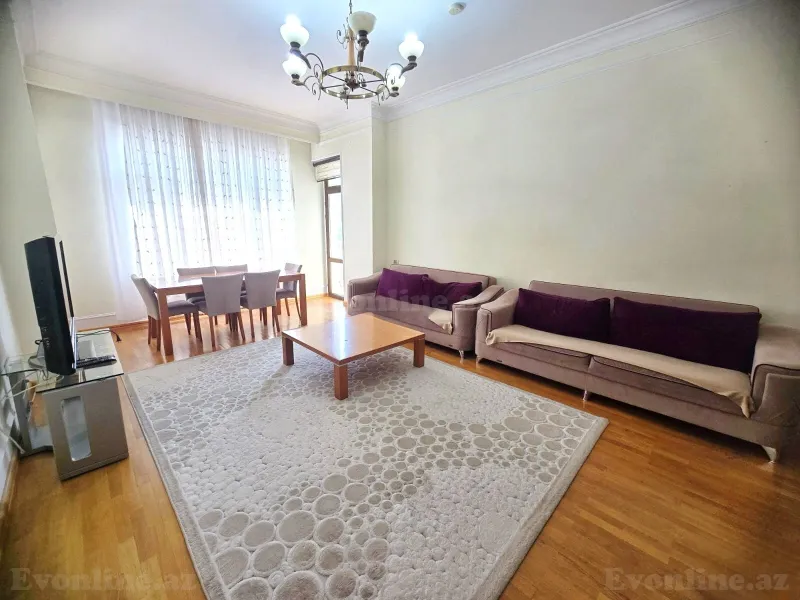 Kirayə verilir 3 otaqlı Mənzil Yeni tikili 135 m² Nizami m.