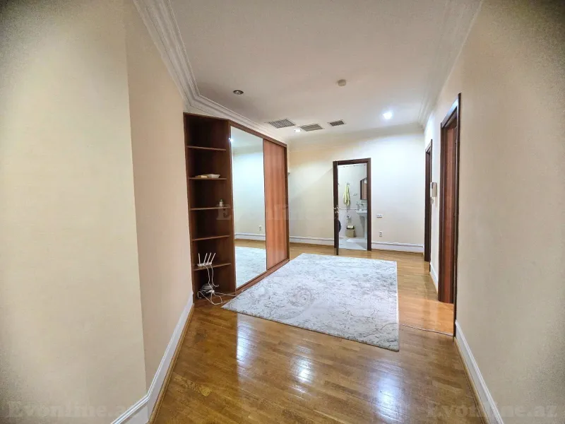 Kirayə verilir 3 otaqlı Mənzil Yeni tikili 135 m² Nizami m. - şəkil 16