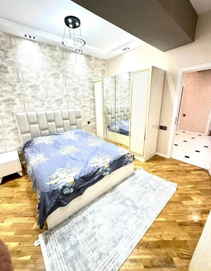Kirayə verilir 3 otaqlı Mənzil Yeni tikili 100 m² Neftçilər m. - şəkil 2