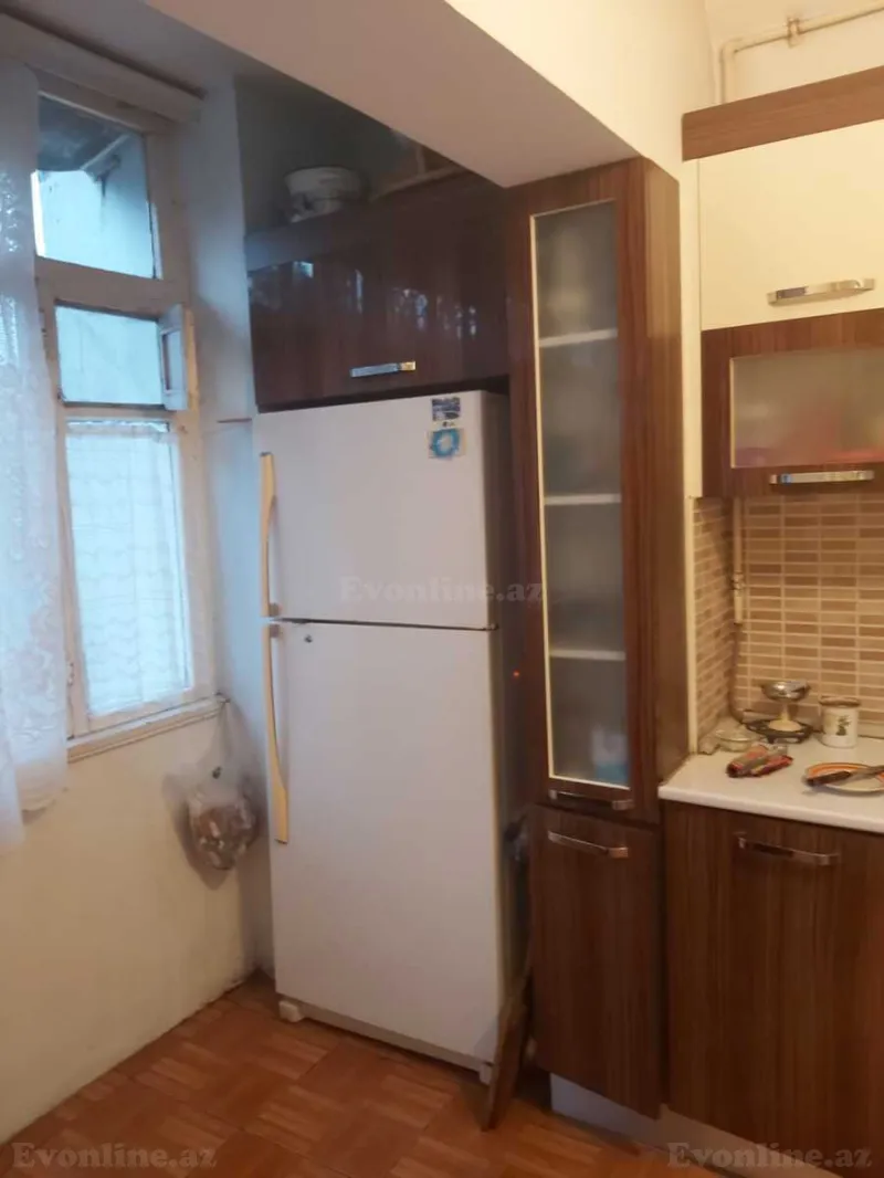 Satılır 4 otaqlı Mənzil Köhnə tikili 100 m² Azadlıq prospekti m. - şəkil 4
