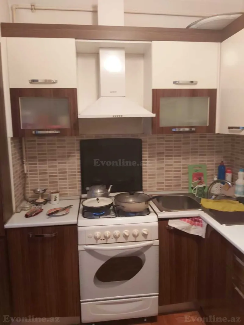 Satılır 4 otaqlı Mənzil Köhnə tikili 100 m² Azadlıq prospekti m. - şəkil 6