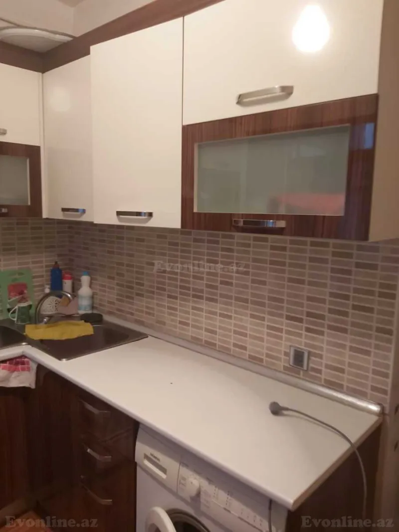 Satılır 4 otaqlı Mənzil Köhnə tikili 100 m² Azadlıq prospekti m. - şəkil 10