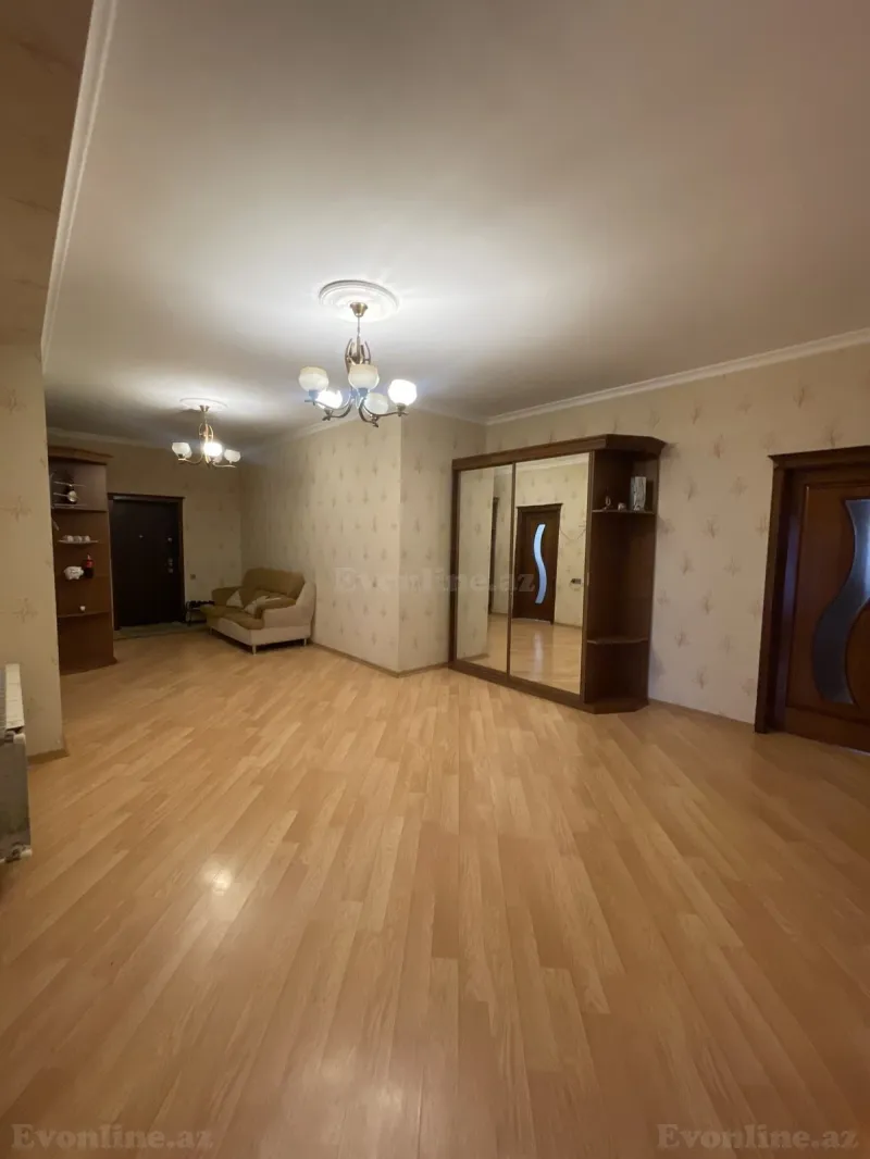 Kirayə verilir 3 otaqlı Mənzil Yeni tikili 140 m² Nərimanov r. - şəkil 9
