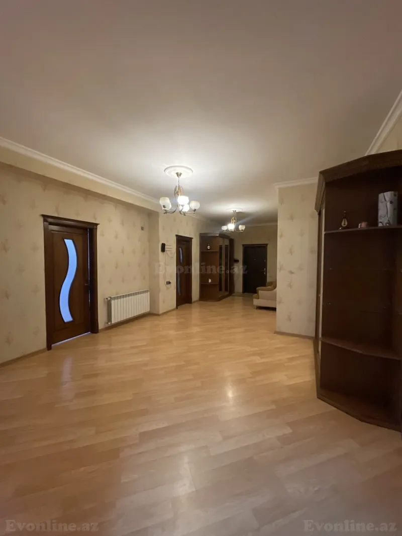 Kirayə verilir 3 otaqlı Mənzil Yeni tikili 140 m² Nərimanov r. - şəkil 10