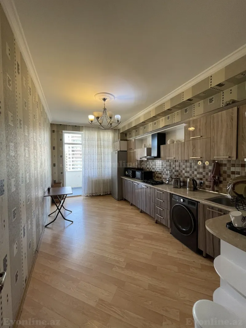 Kirayə verilir 3 otaqlı Mənzil Yeni tikili 140 m² Nərimanov r. - şəkil 12