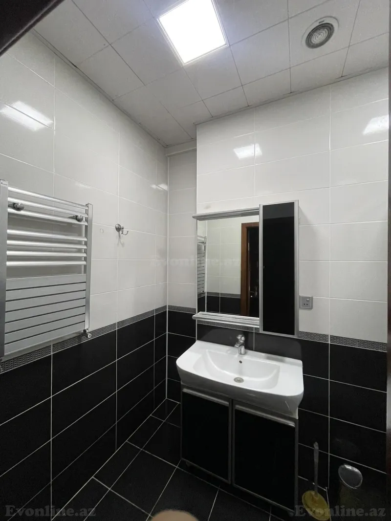 Kirayə verilir 3 otaqlı Mənzil Yeni tikili 140 m² Nərimanov r. - şəkil 15