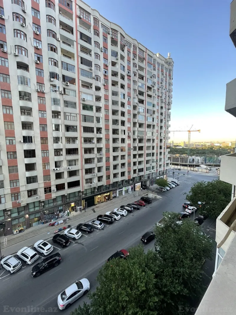 Kirayə verilir 3 otaqlı Mənzil Yeni tikili 140 m² Nərimanov r. - şəkil 19
