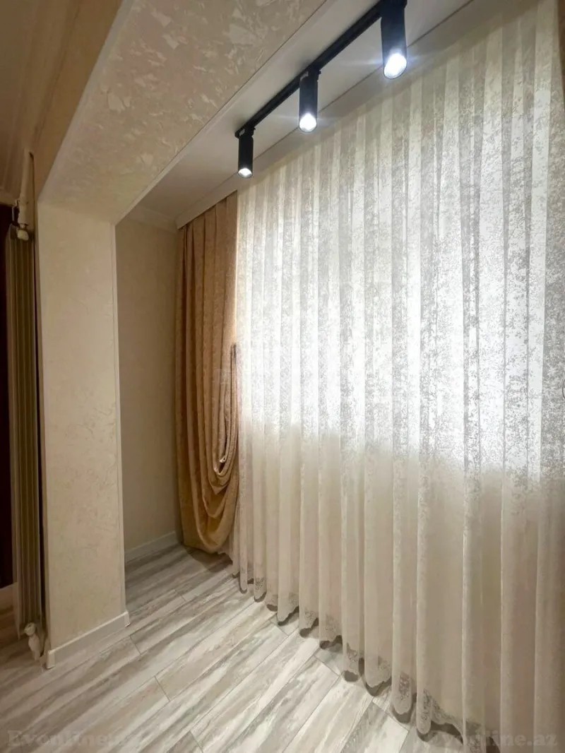 Satılır 3 otaqlı Mənzil Köhnə tikili 70 m² Nəsimi m. - şəkil 7