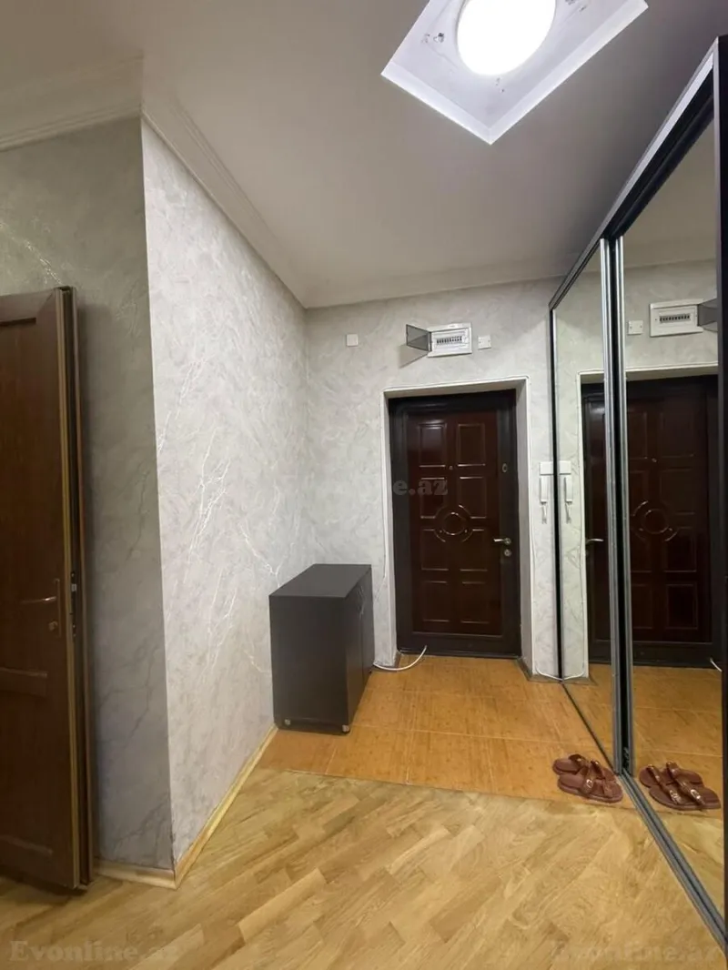 Kirayə verilir 3 otaqlı Mənzil Yeni tikili 110 m² İnşaatçılar m. - şəkil 8