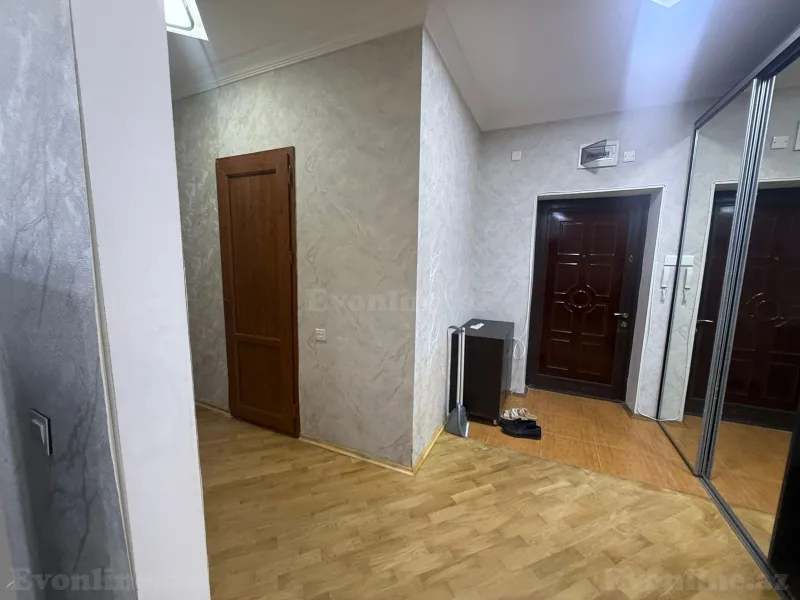 Kirayə verilir 3 otaqlı Mənzil Yeni tikili 110 m² İnşaatçılar m. - şəkil 9