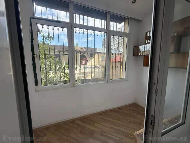 Kirayə verilir 3 otaqlı Mənzil Yeni tikili 110 m² İnşaatçılar m. - şəkil 13