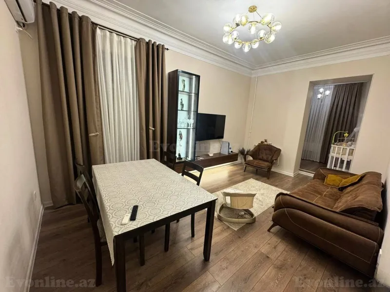 Satılır 2 otaqlı Mənzil Köhnə tikili 66 m² Nizami m. - şəkil 3