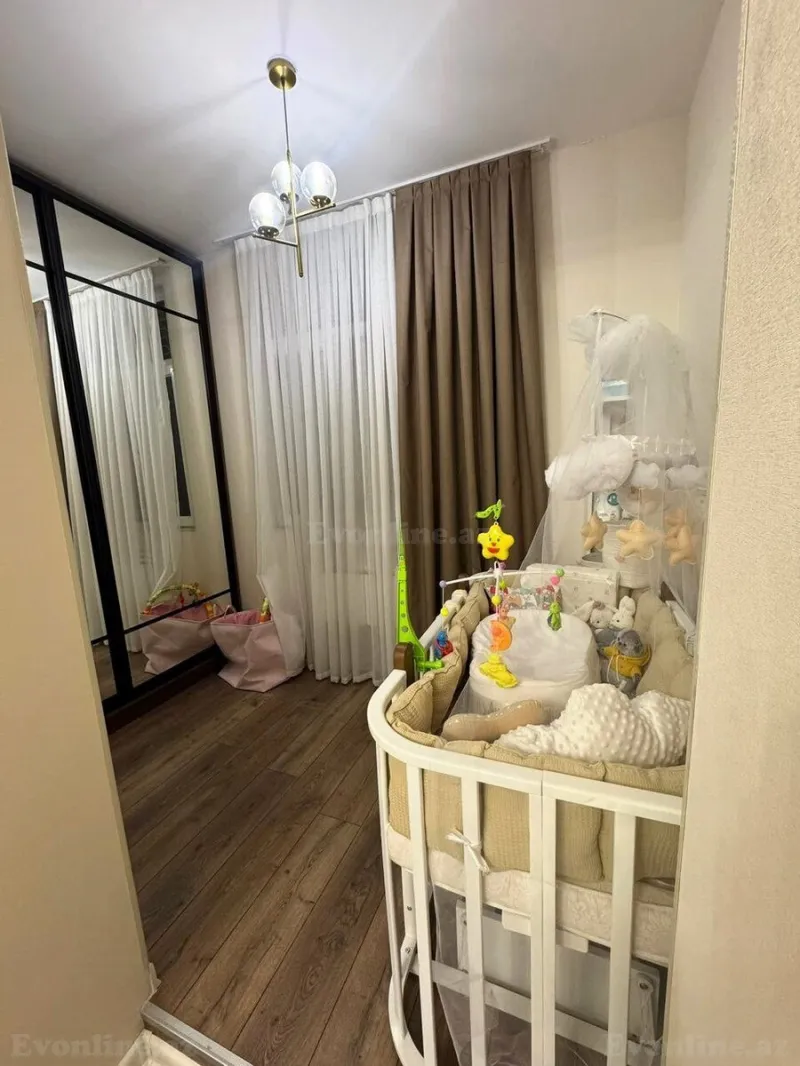 Satılır 2 otaqlı Mənzil Köhnə tikili 66 m² Nizami m. - şəkil 4