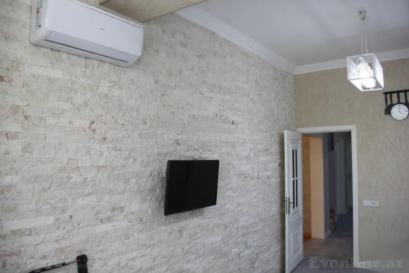 Kirayə verilir 3 otaqlı Mənzil Yeni tikili 149 m² Nərimanov r. - şəkil 10