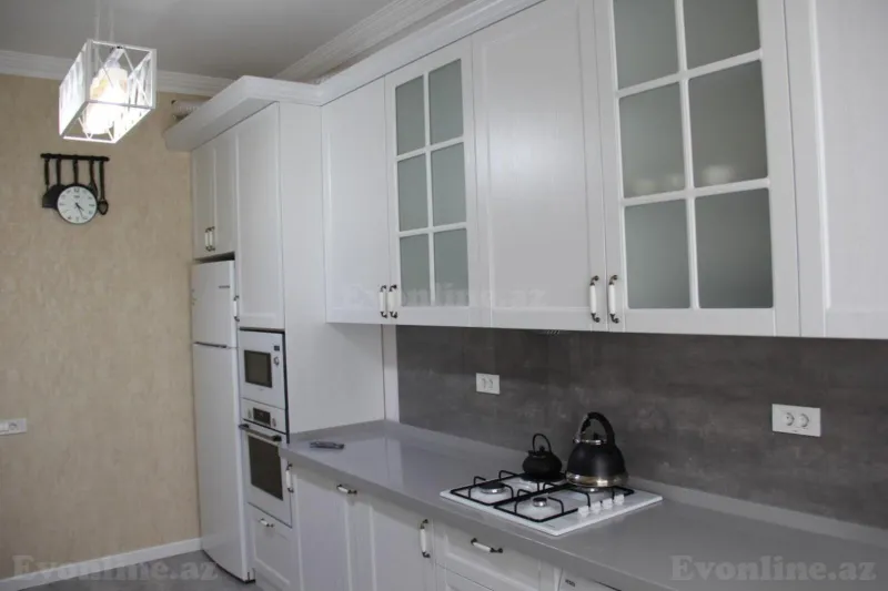 Kirayə verilir 3 otaqlı Mənzil Yeni tikili 149 m² Nərimanov r. - şəkil 12