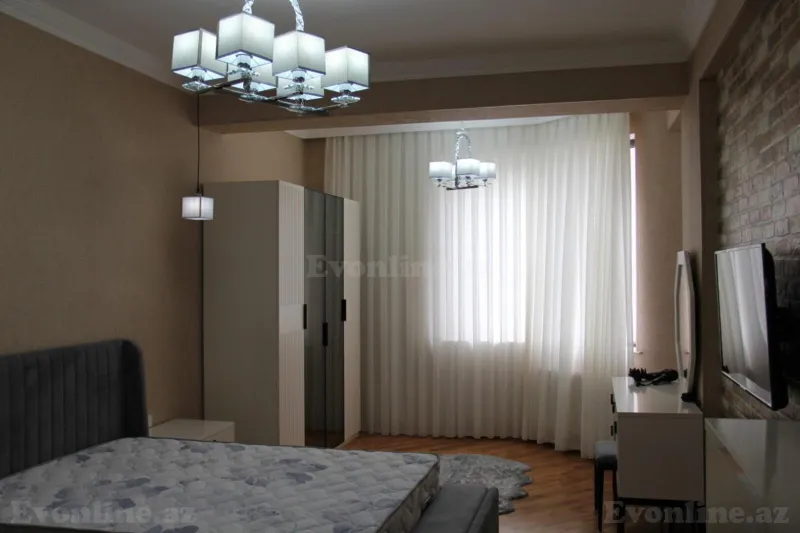 Kirayə verilir 3 otaqlı Mənzil Yeni tikili 149 m² Nərimanov r. - şəkil 14