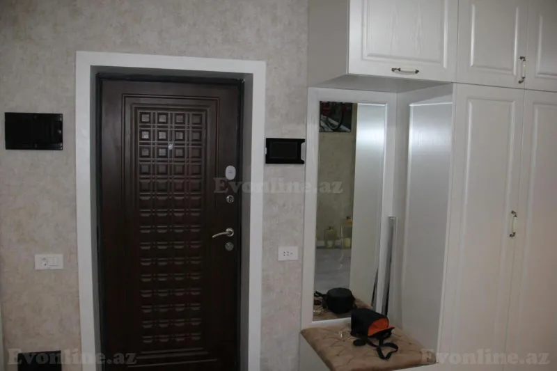 Kirayə verilir 3 otaqlı Mənzil Yeni tikili 149 m² Nərimanov r. - şəkil 25