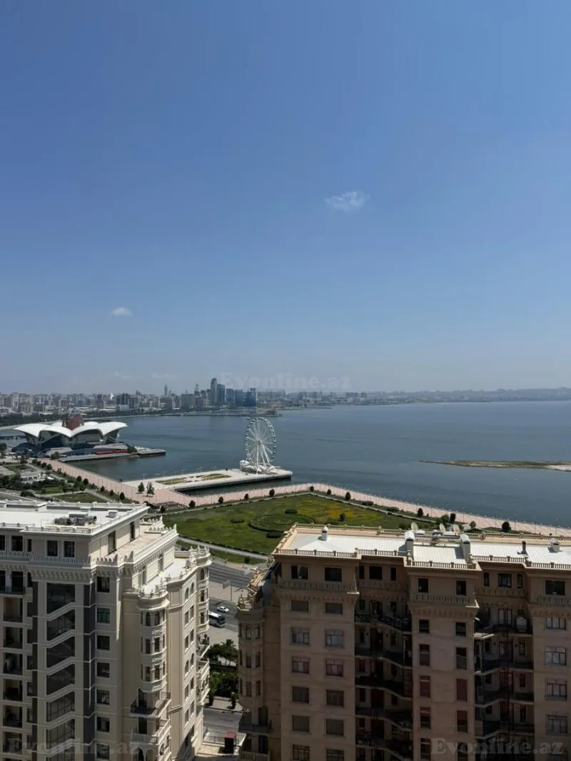 4 otaqlı Mənzil 165 m² Səbail r. Satılır