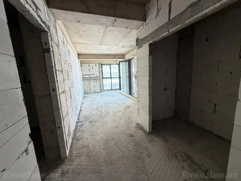 Satılır 4 otaqlı Mənzil Yeni tikili 165 m² Səbail r. - şəkil 4