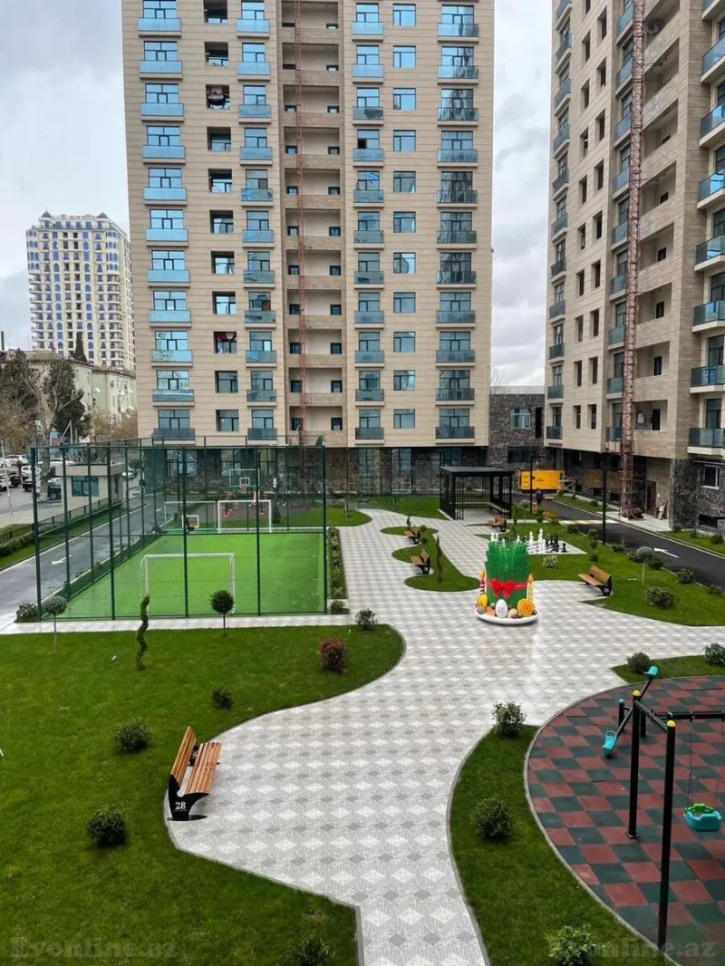 3 otaqlı Mənzil 120 m² 28 May m. Satılır