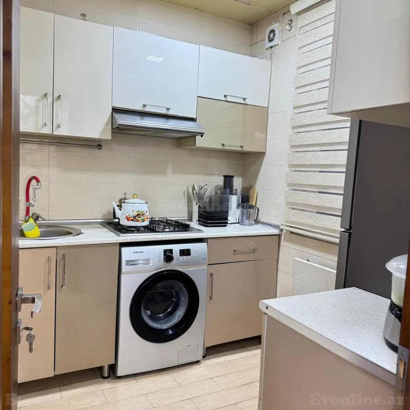 Satılır 3 otaqlı Mənzil Köhnə tikili 75 m² Memar Əcəmi m. - şəkil 6