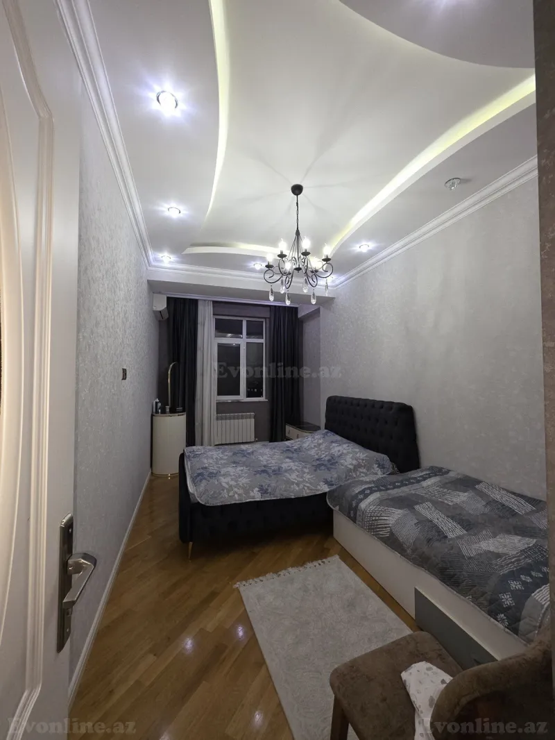 Satılır 3 otaqlı Mənzil Yeni tikili 110 m² Qara Qarayev m. - şəkil 3