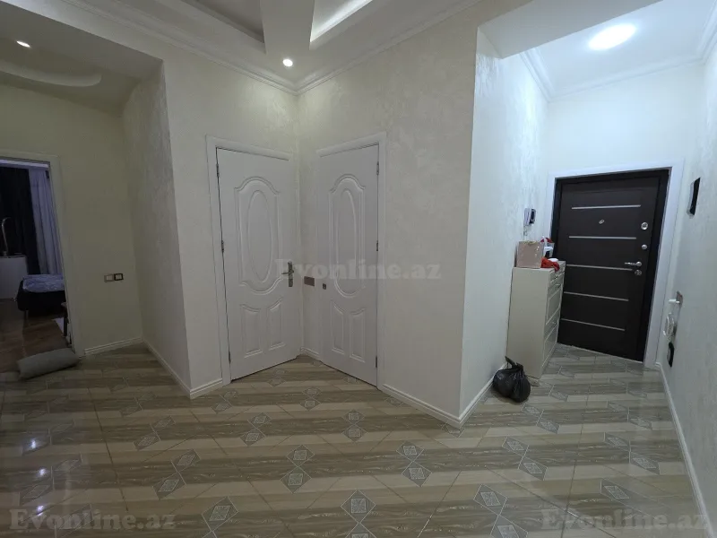 Satılır 3 otaqlı Mənzil Yeni tikili 110 m² Qara Qarayev m. - şəkil 6