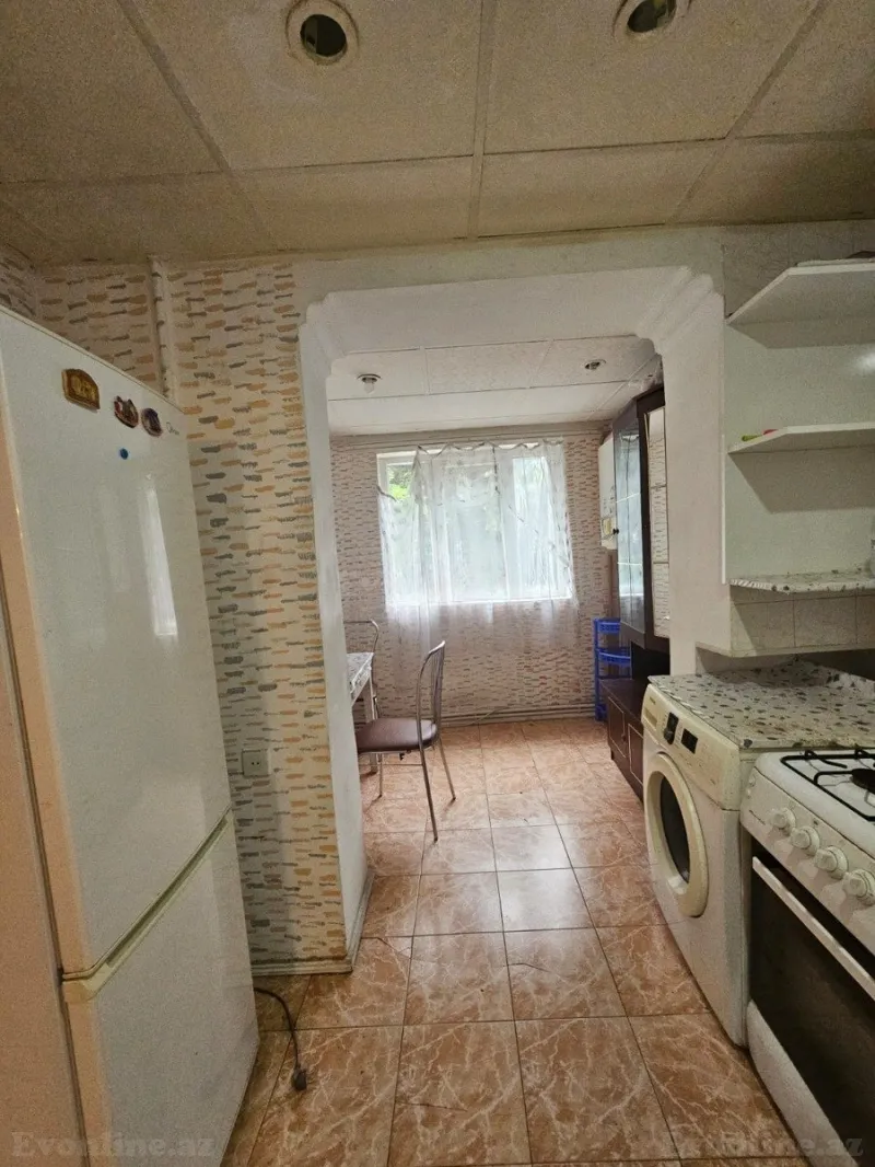 Kirayə verilir 3 otaqlı Mənzil Köhnə tikili 80 m² Elmlər Akademiyası m. - şəkil 15
