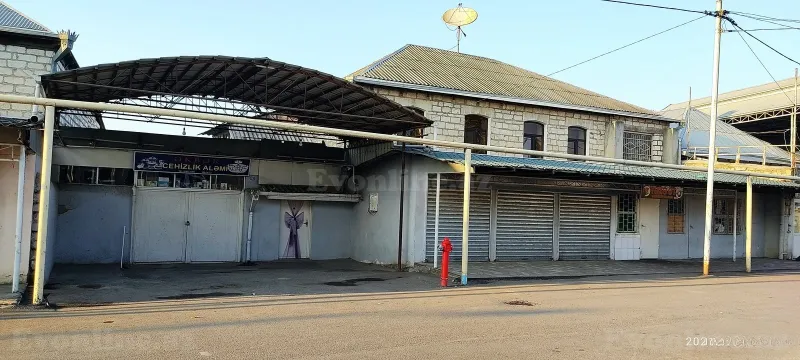Satılır 11 otaqlı Həyət evi 800 m² Qazax