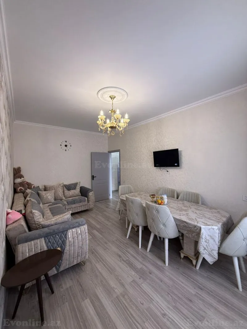 Satılır 4 otaqlı Mənzil Köhnə tikili 110 m² Yeni Yasamal - şəkil 2