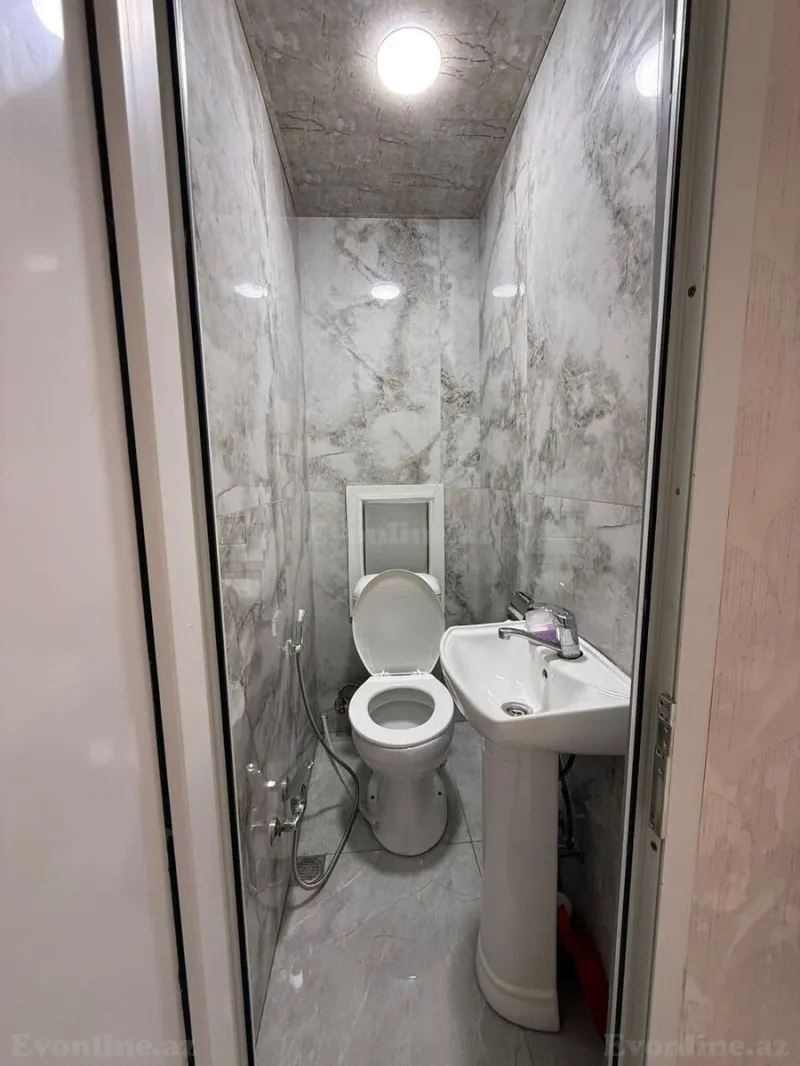 Satılır 4 otaqlı Mənzil Köhnə tikili 110 m² Yeni Yasamal - şəkil 13