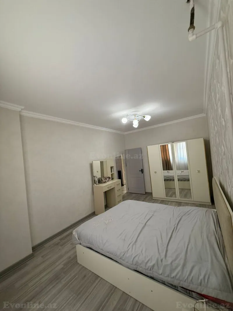 Satılır 4 otaqlı Mənzil Köhnə tikili 110 m² Yeni Yasamal - şəkil 15