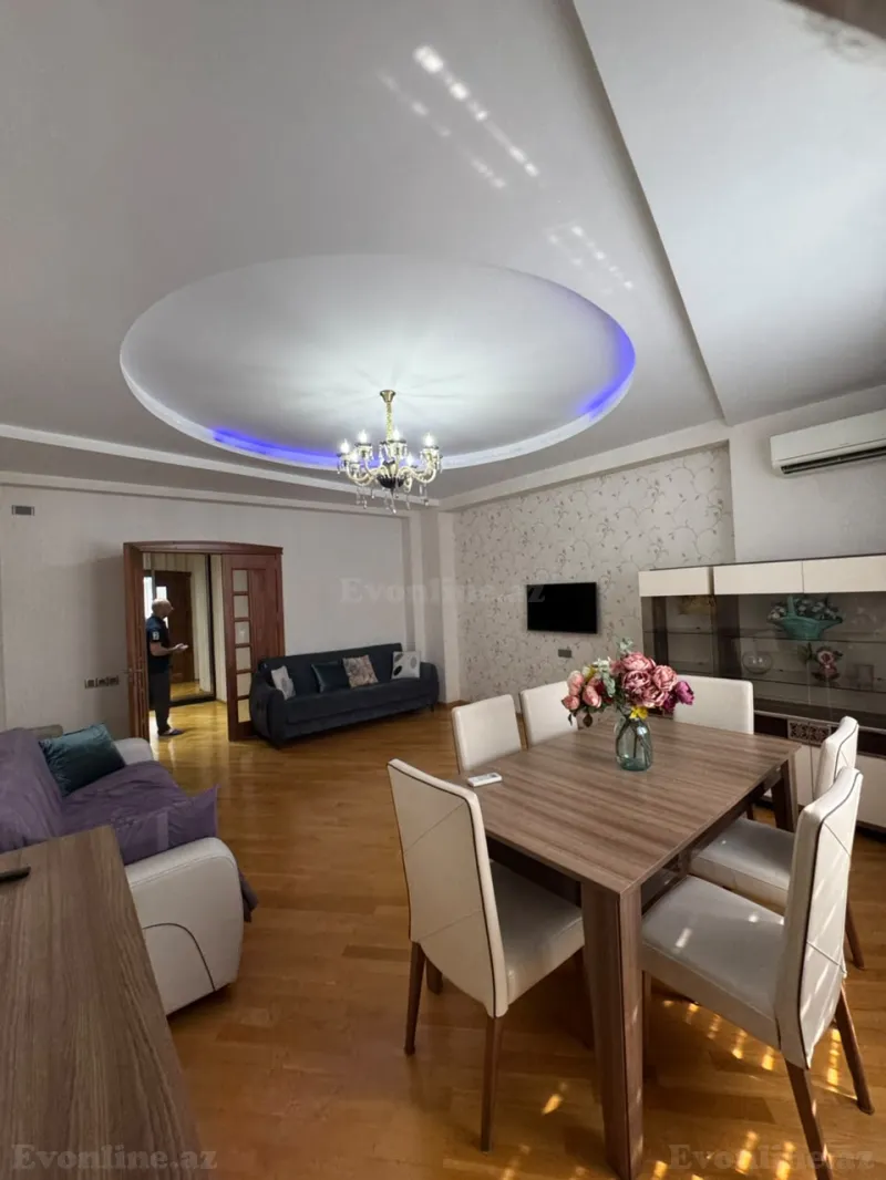 Kirayə verilir 3 otaqlı Mənzil Yeni tikili 130 m² 28 May m. - şəkil 5