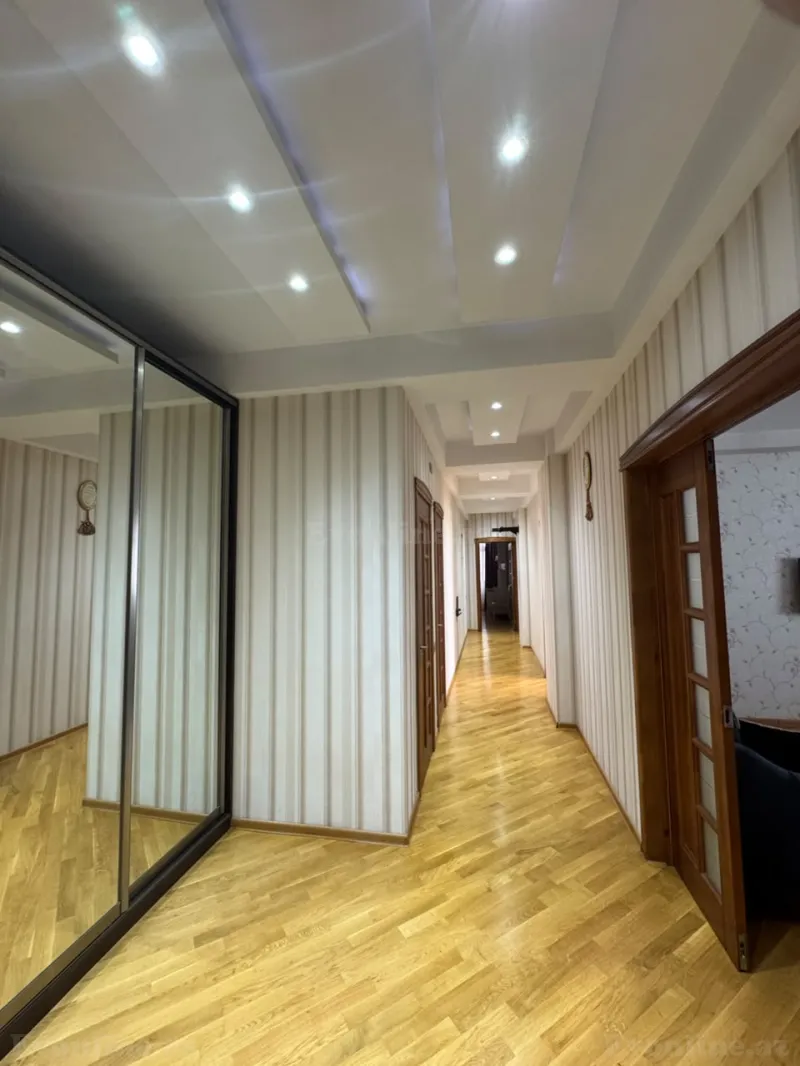 Kirayə verilir 3 otaqlı Mənzil Yeni tikili 130 m² 28 May m. - şəkil 10