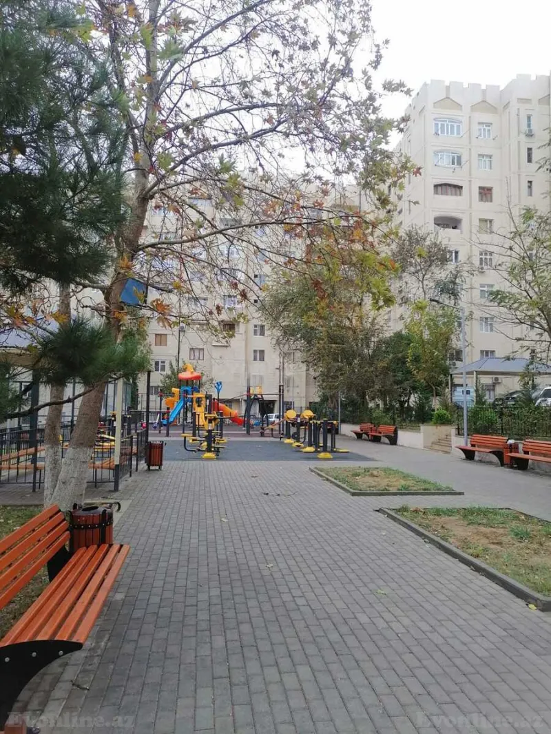 Satılır 3 otaqlı Mənzil Köhnə tikili 80 m² Yeni Günəşli - şəkil 4