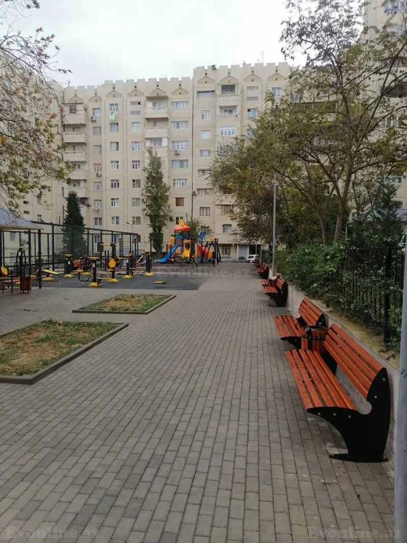 Satılır 3 otaqlı Mənzil Köhnə tikili 80 m² Yeni Günəşli - şəkil 6