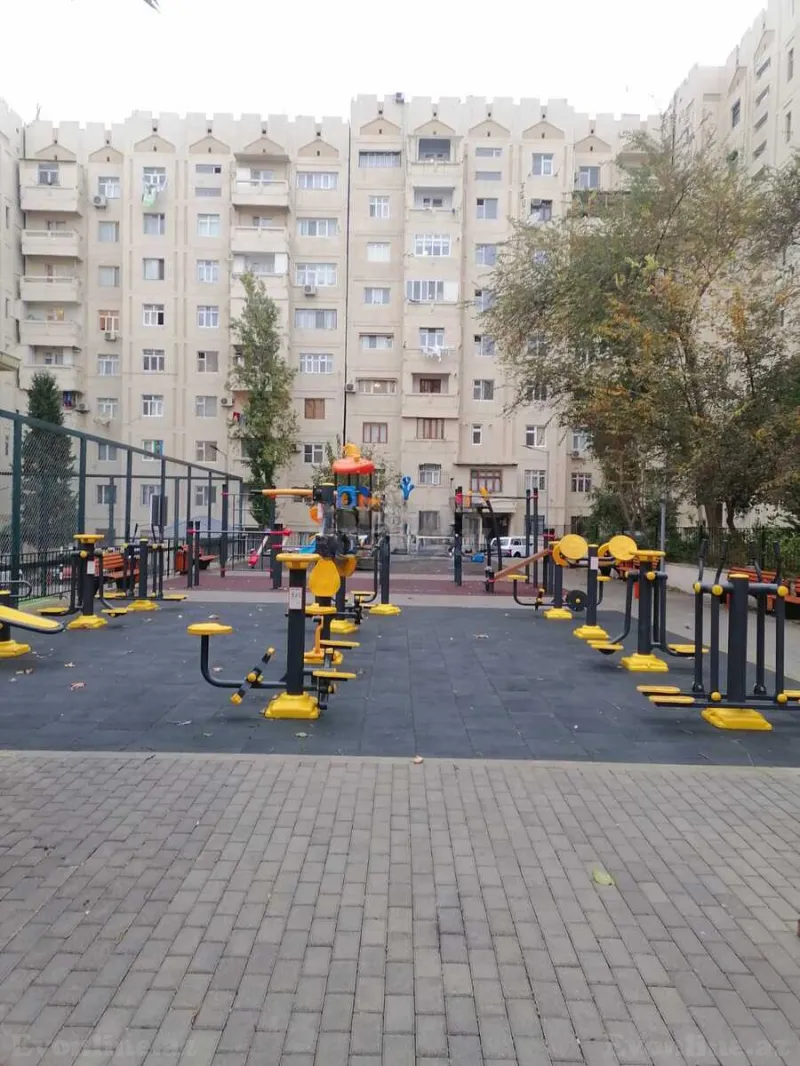 Satılır 3 otaqlı Mənzil Köhnə tikili 80 m² Yeni Günəşli - şəkil 9