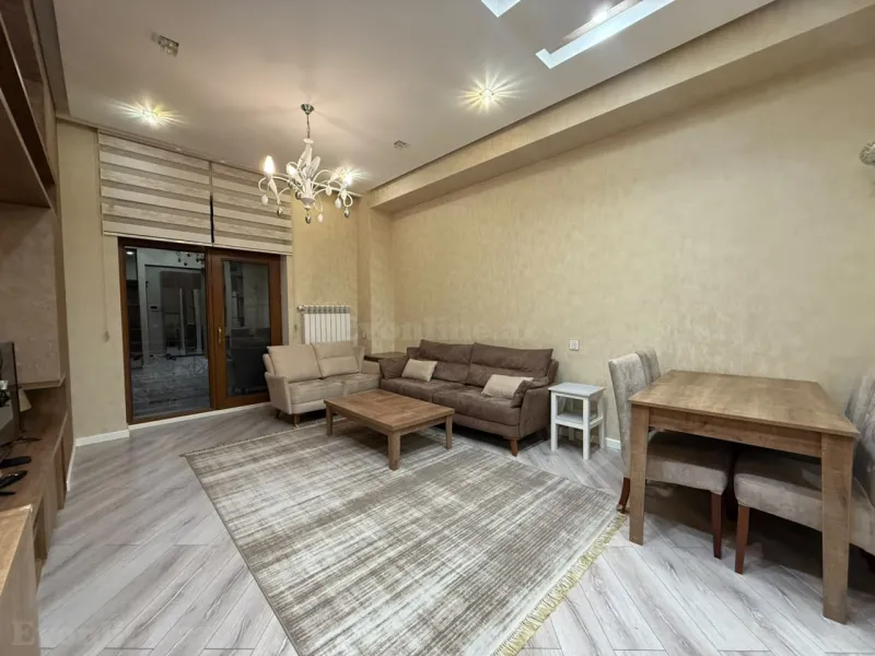 3 otaqlı Mənzil 120 m² Ağ şəhər Satılır