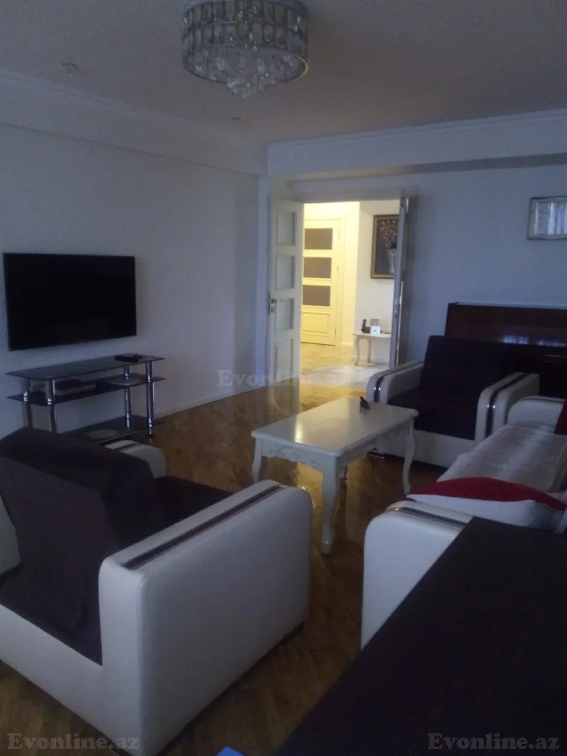 Kirayə verilir 3 otaqlı Mənzil Köhnə tikili 90 m² Səbail r. - şəkil 5