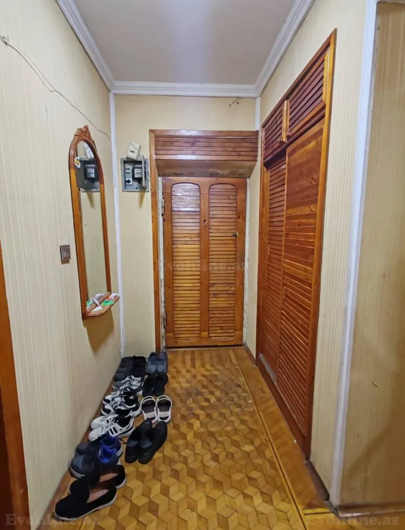 Kirayə verilir 4 otaqlı Mənzil Köhnə tikili 121 m² Neftçilər m. - şəkil 3