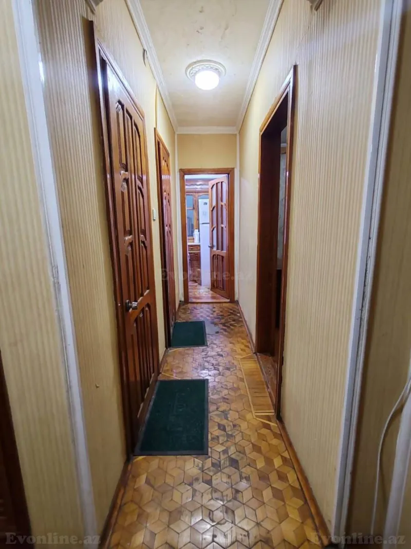 Kirayə verilir 4 otaqlı Mənzil Köhnə tikili 121 m² Neftçilər m. - şəkil 12