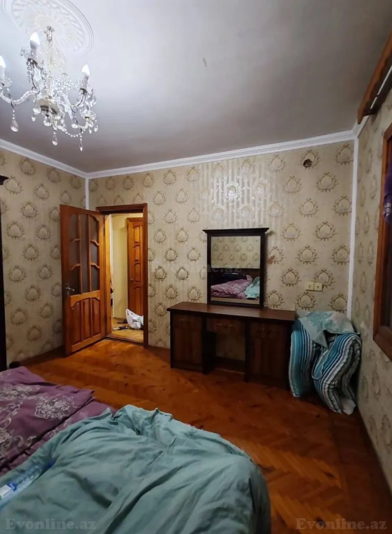 Kirayə verilir 4 otaqlı Mənzil Köhnə tikili 121 m² Neftçilər m. - şəkil 13