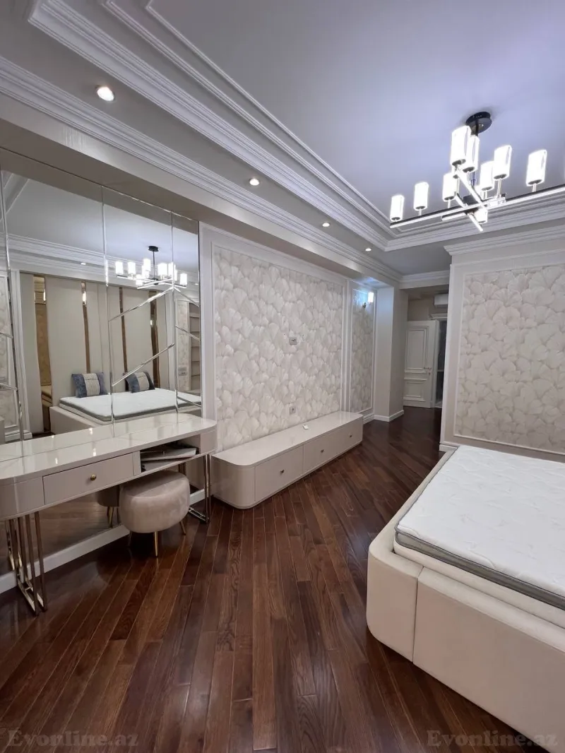 Satılır 5 otaqlı Mənzil Yeni tikili 234 m² Qara Qarayev m. - şəkil 5