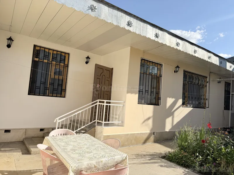 Kirayə verilir 2 otaqlı Həyət evi 30 m² Qax