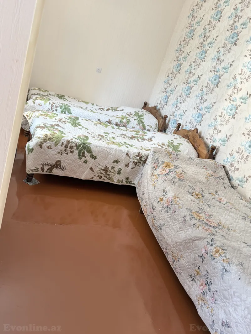 Kirayə verilir 2 otaqlı Həyət evi 30 m² Qax - şəkil 3