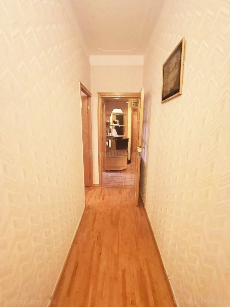 Satılır 4 otaqlı Mənzil Köhnə tikili 110 m² Azadlıq prospekti m. - şəkil 17