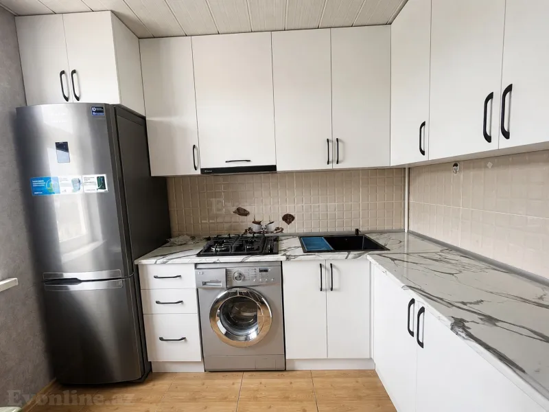 Kirayə verilir 2 otaqlı Mənzil Köhnə tikili 55 m² M.Ə.Rəsulzadə - şəkil 7
