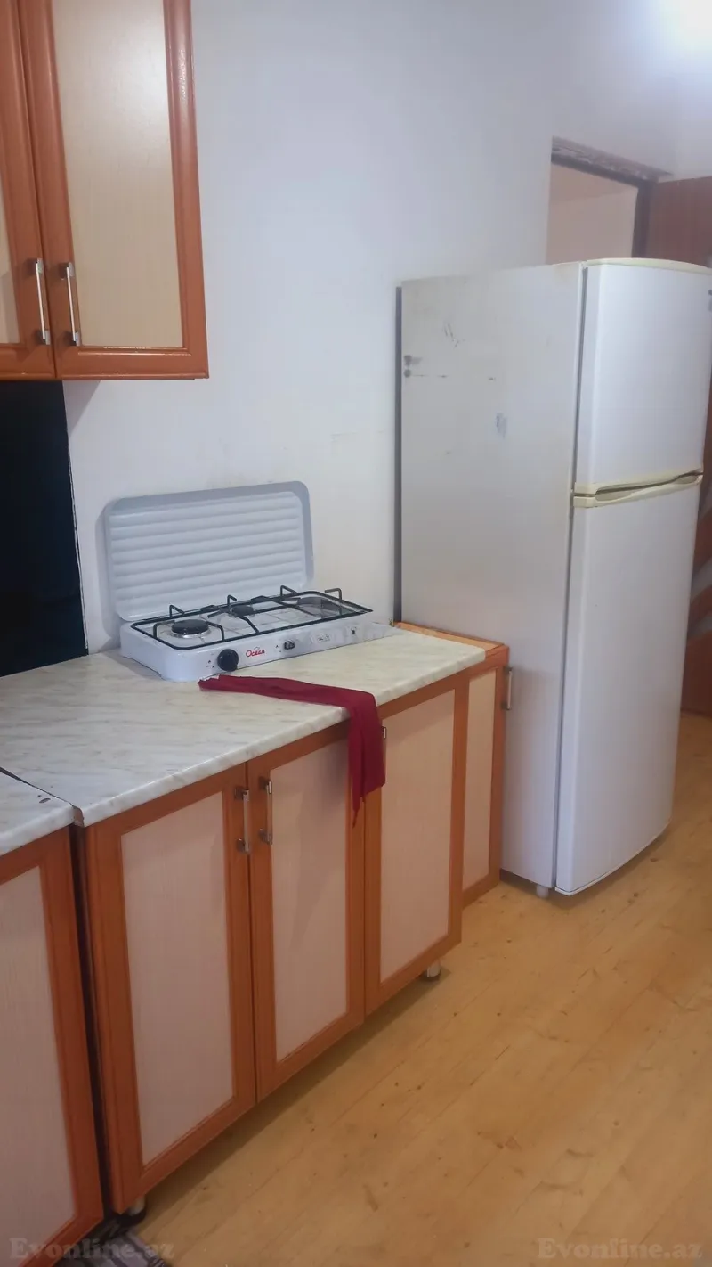Kirayə verilir 2 otaqlı Həyət evi 70 m² Xocəsən m. - şəkil 5