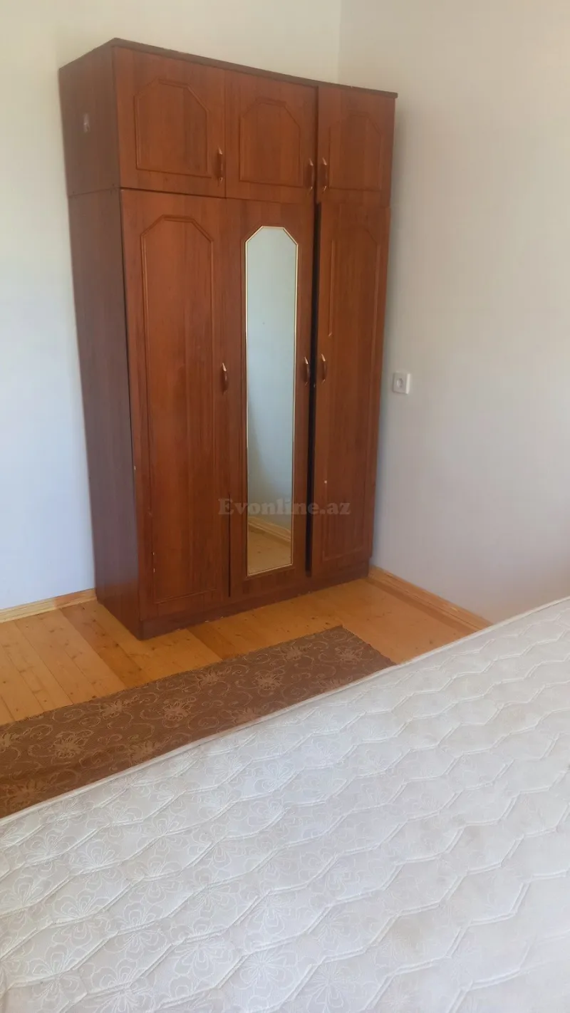 Kirayə verilir 2 otaqlı Həyət evi 70 m² Xocəsən m. - şəkil 9
