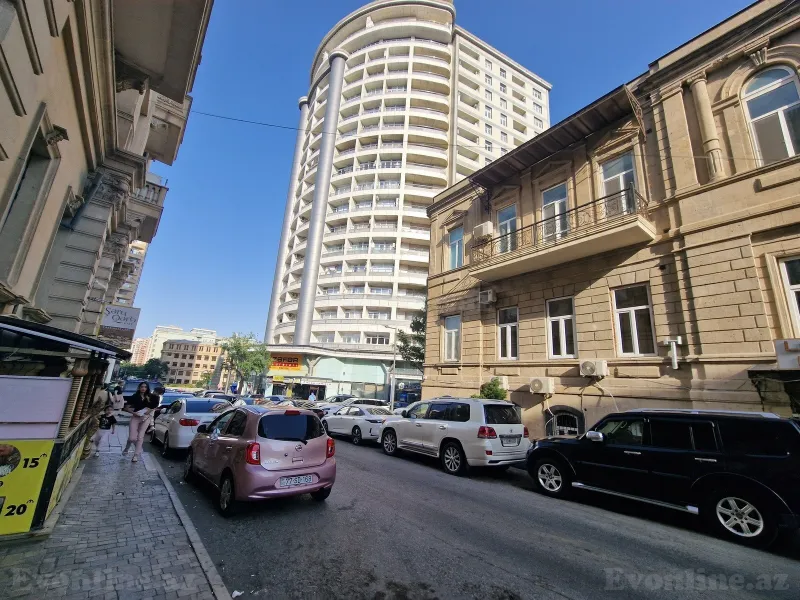 2 otaqlı Mənzil 56 m² Nizami m. Satılır